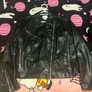 Women’s black pleather jacket size XL
